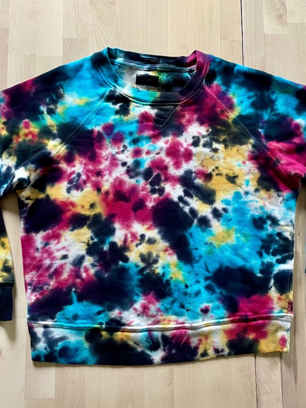 Mother Don't Sweat It Women's Tie-Dyed Long Sleeve Sweatshirt size Small NWOT